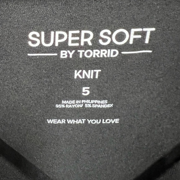 Torrid Size 5 (28W) super Soft Black Top with cutouts and a gold colored ring - Picture 3 of 5